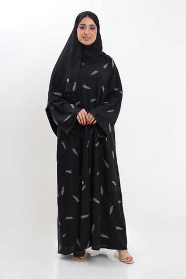 عباية صالونا جميلة