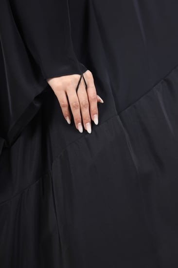 عباية رأس زمردة مخبونه