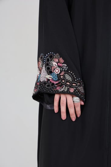 عباية صالونا يدوي ريهاف