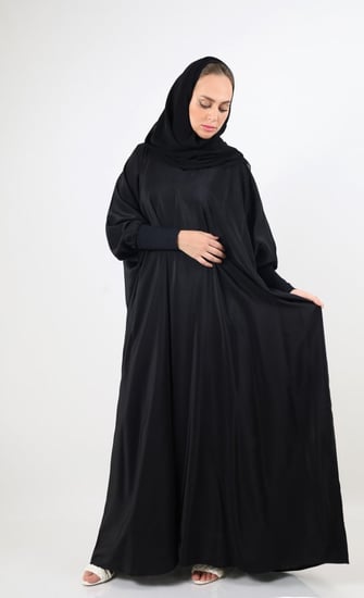 عباية زمردة ام القوين