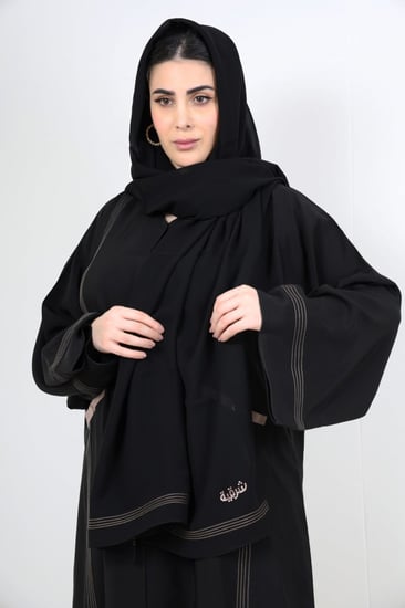 عباية صالونا بيكوا مع جيوب