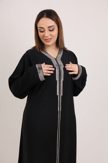 عباية صالونا سوارفسكي إنجي