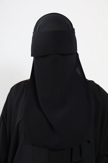 نقاب ملكي طبقة