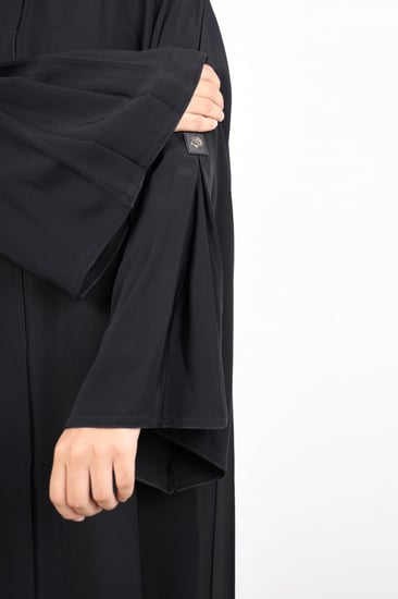 عباية صالونا  اسراء