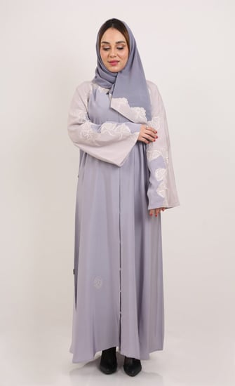 عباية صالونا تطريز كريمة