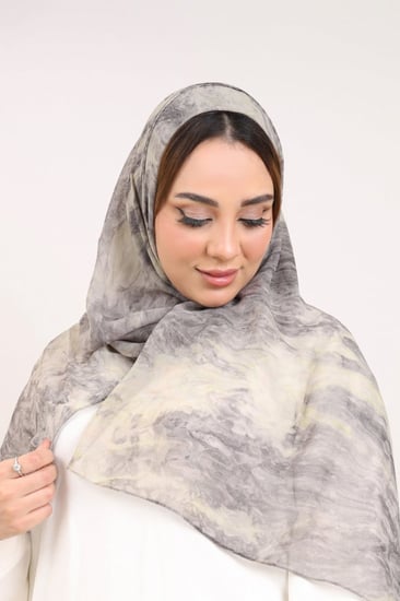 طرحة شيفون مموجة