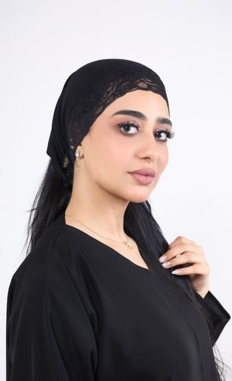 طاقية مربع دانتيل