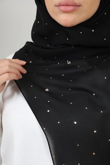 حجاب سوارفسكي إيمان