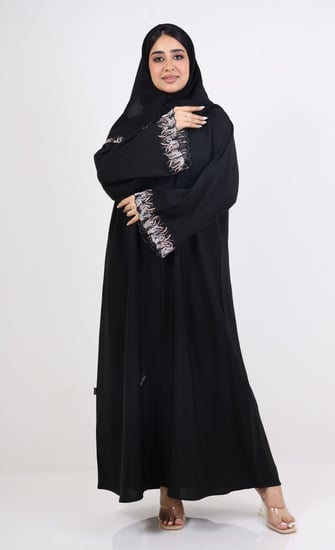 عباية صالونا يدوي تطريز إيلاف