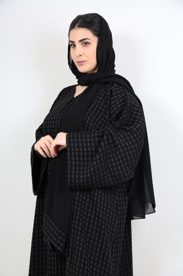 عباية فكروا لادان