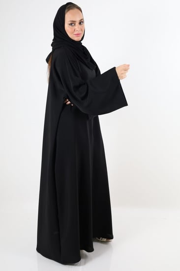 عباية صالونا كم مربع سادة