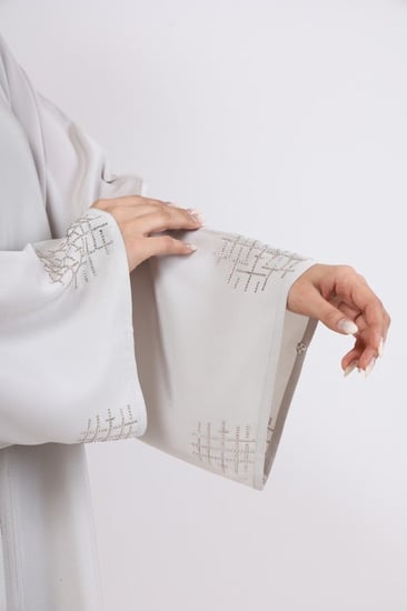 عباية صالونا سوارفسكي تقاء