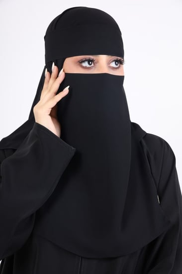 نقاب مفتوح مطاطين