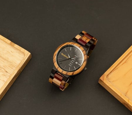 ساعة فاخرة رجالية من الخشب الملون