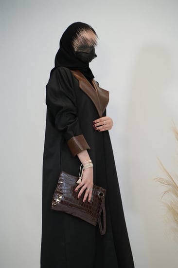 عبايه شامواه اسود