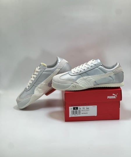 PUMA Bella -UT-Xu-Mengjie Sneakers