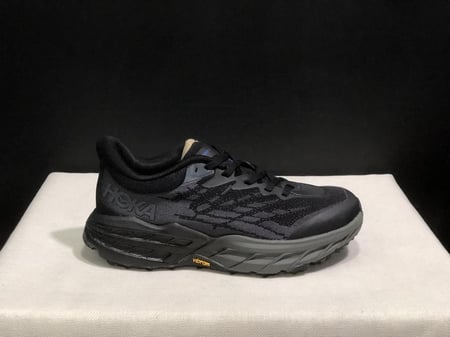 حذاء سنيكرز هوكا HOKA Speedgoat 5