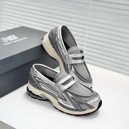 New Balance 1906L loafers Silver