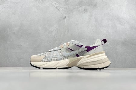 Nike V2K Run Prm "Light Bone" sneakers