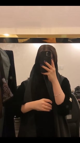 عبايه قصة كلوش  قماش تفته مع مخمل
