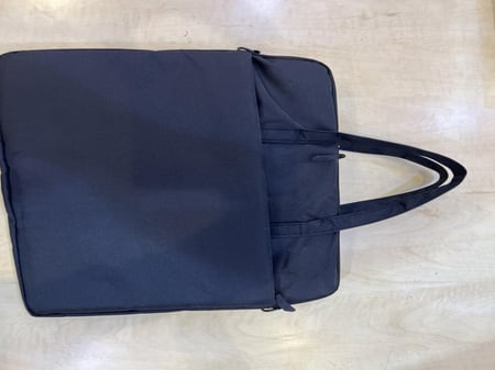 حقيبة لابتوب