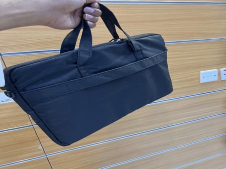 حقيبة لابتوب