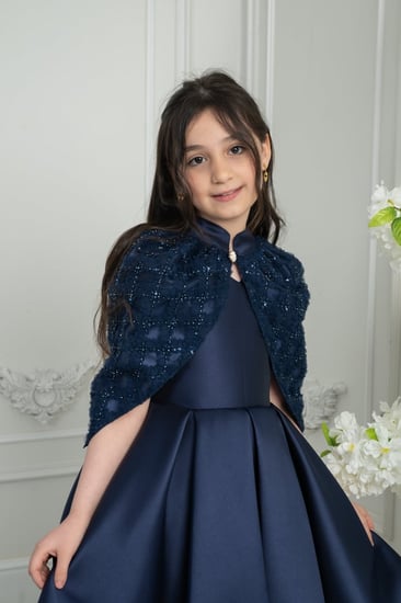 فستان أطفال كحلي فاخر مع كاب أنيق