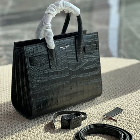 حقيبة سان لوران نانو ساك دو جور بلاك جلد