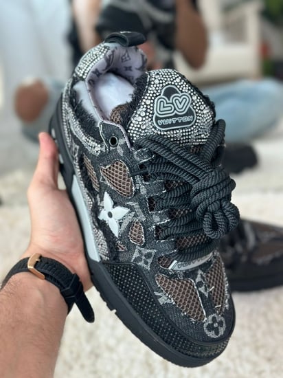 حذاء لويس فويتون