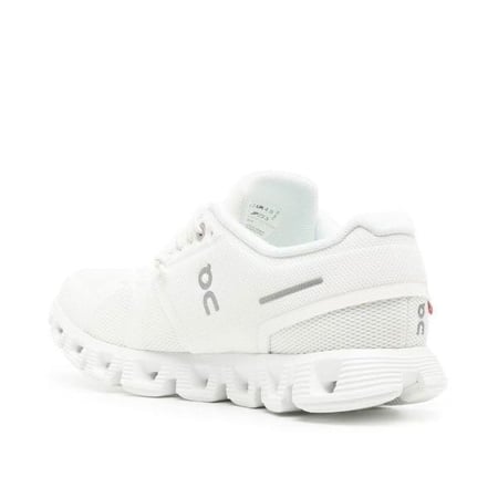 سنيكر أون كلاود 6 من اون رانينج - لون ابيض