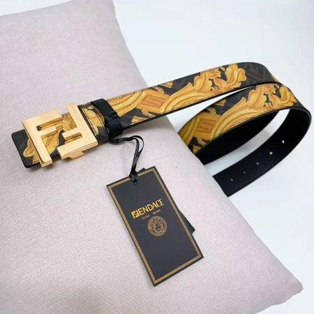 حزام فيندي رجالي تطريز دهبي مشبك FF