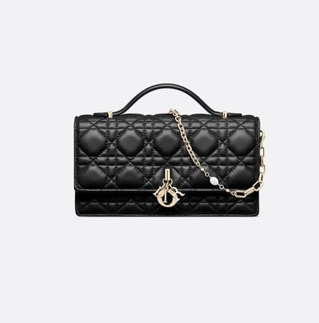 كلاتش ميني ميس ديور بسلسلة كتف بلون اسود