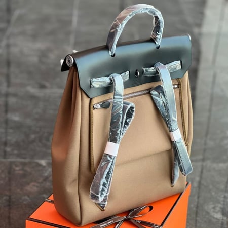 حقيبة يد هيرميس هيرباج اي دوس لون بيج