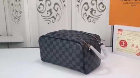 حقيبة لويس فويتون