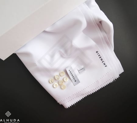 قماش جيفنشي ابيض