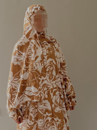 شرشف مشجر بيج - سحاب