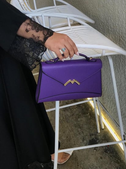 شنطه MOYNAT