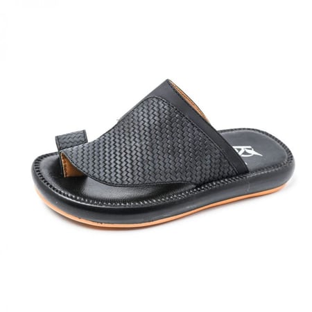 حذاء شرقي اطفال