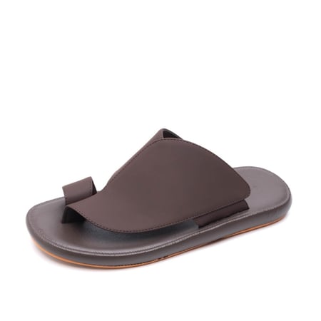 حذاء شرقي رجالي