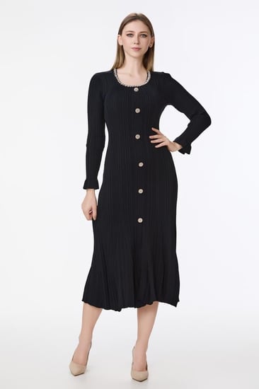 فستان اسود استرتش