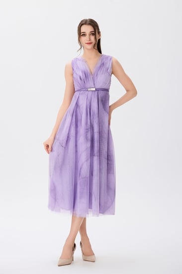 فستان تول بتمويجات البنفسجي