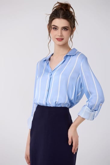 بلوزة ساتان ازرق سماوي