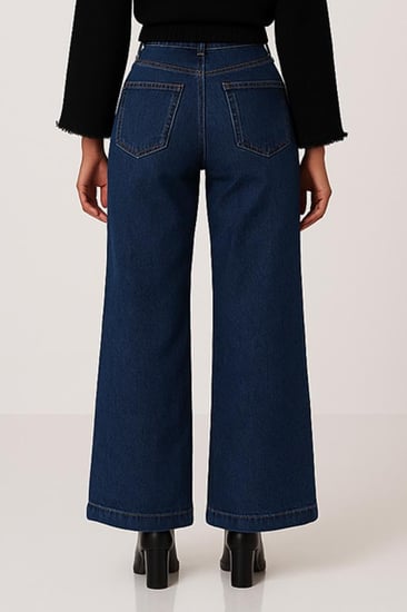 بنطلون جينز بجيوب امامية