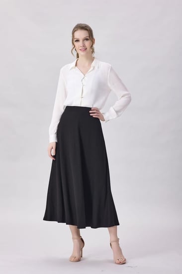 تنورة مقلم حياكة بارزة اسود كلوش