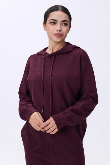 طقم قطني بلون عنابي داكن