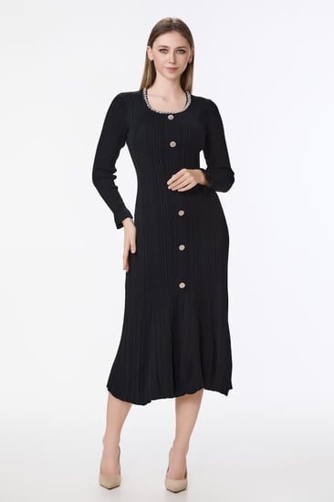 فستان اسود استرتش