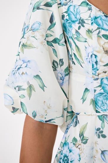 فستان شيفون اوف وايت بنقشة الزهور