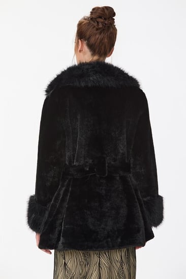 جاكيت فرو اسود