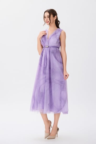 فستان تول بتمويجات البنفسجي