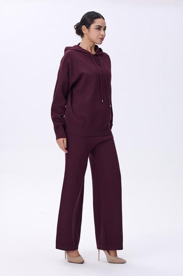 طقم قطني بلون عنابي داكن